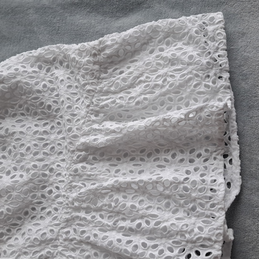 Kate Spade Embroidered Eyelet White Top Zipper Back Lined Ruffle Sz 0 - Picture 9 of 16